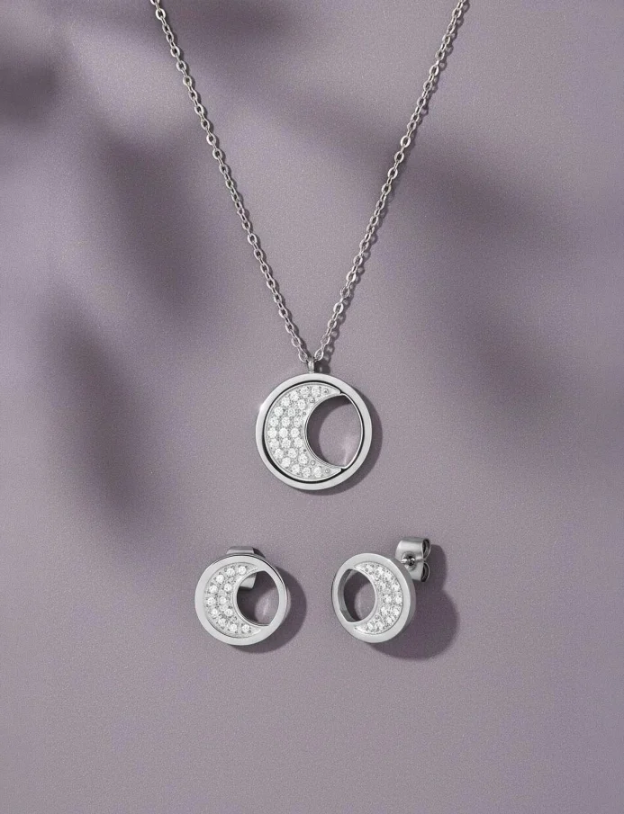 Nyaklánc Moon Silver
