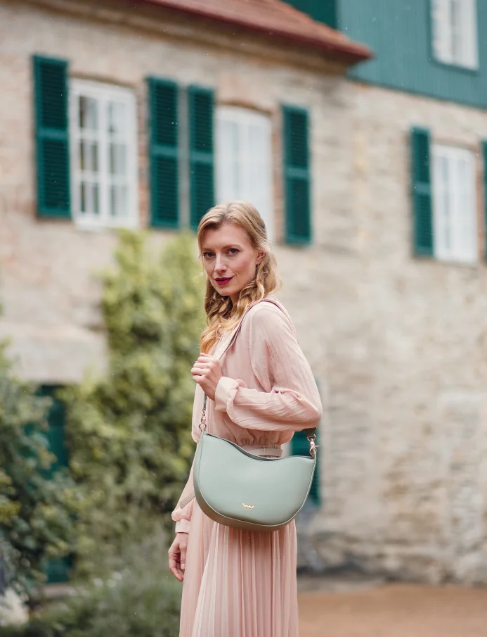 Carys Dusty Green