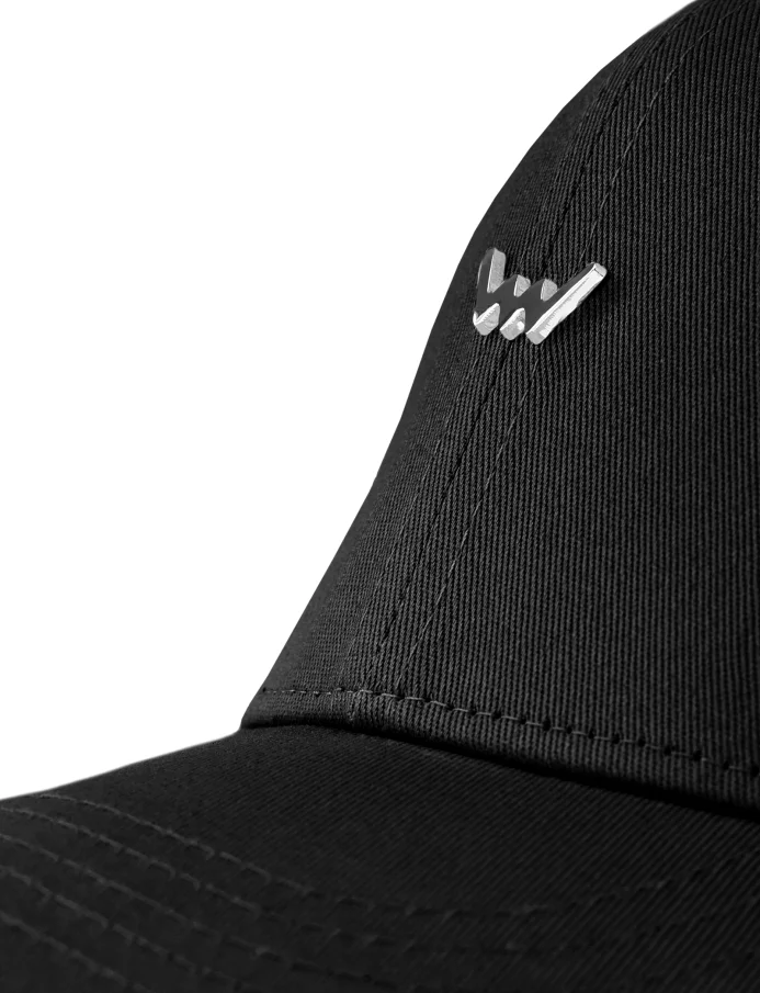 Mera Black
