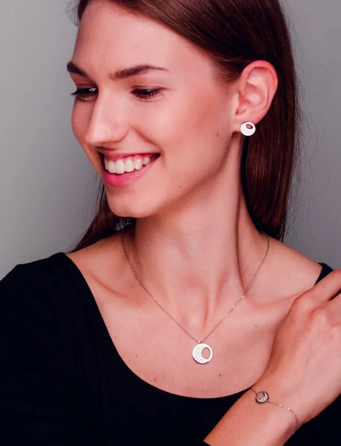 Nyaklánc Moon Silver