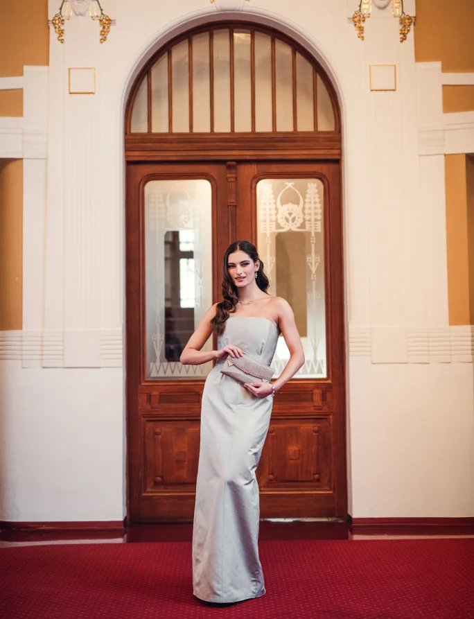 Arabella Beige