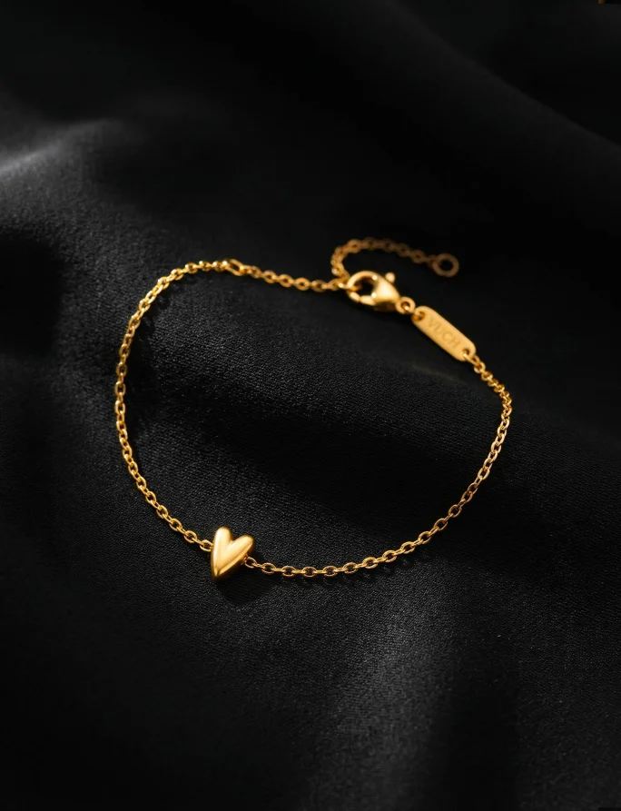 Karkötő Amora Gold