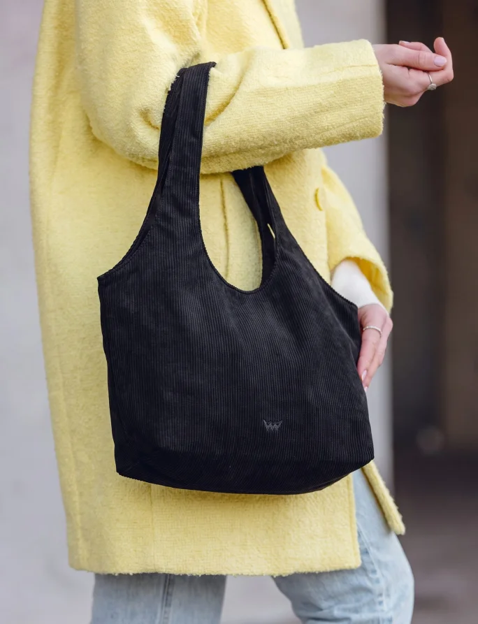 Eileen Cosy Black