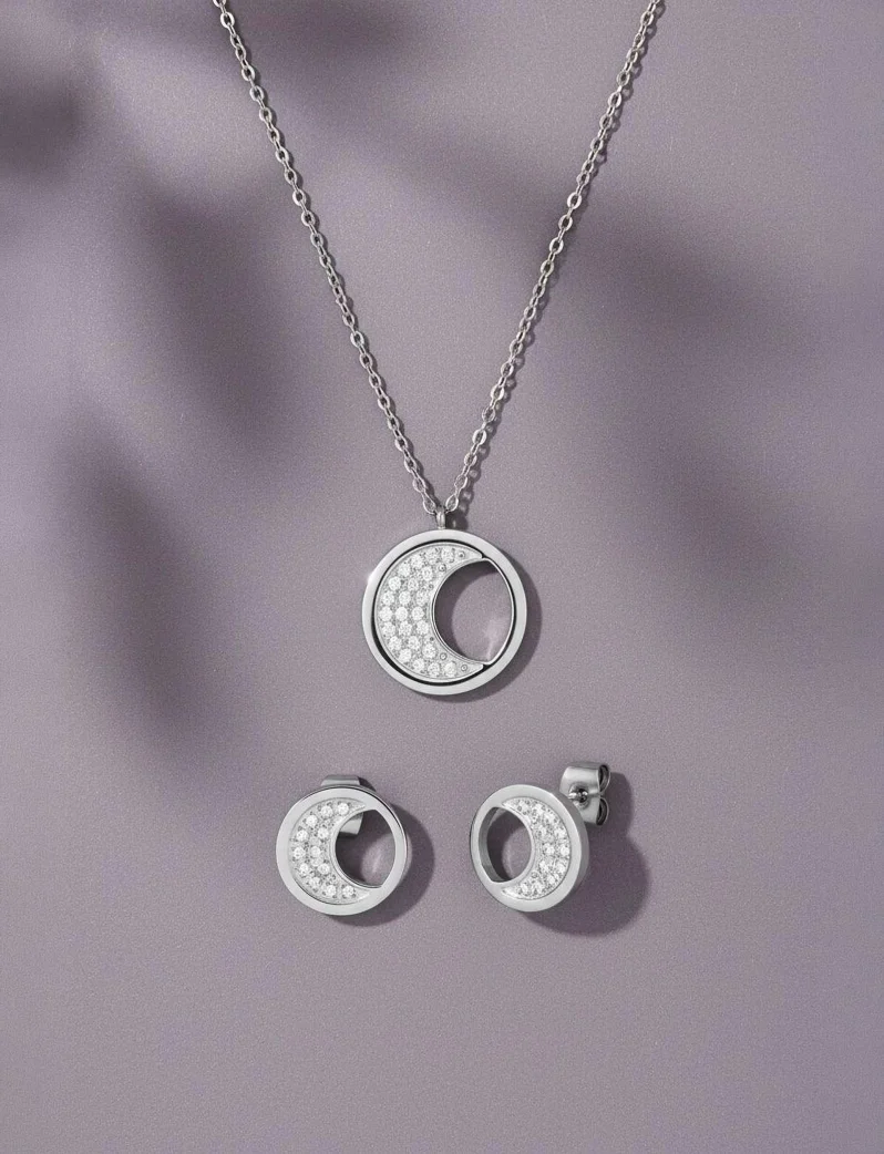 Nyaklánc Moon Silver