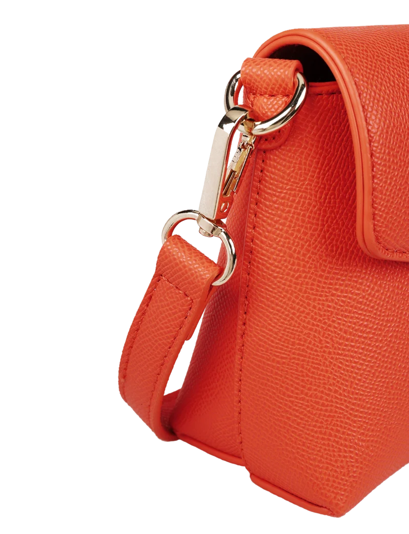 Silvano Coral Red