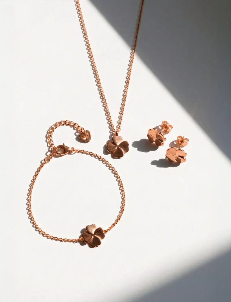 Nyaklánc Fouria Rose Gold